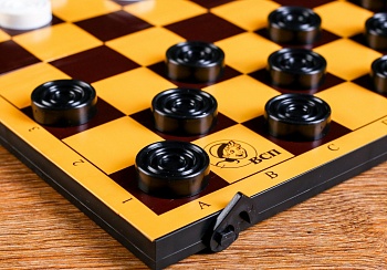 Пластик в шашках и нардах: новый взгляд на традиционные игры