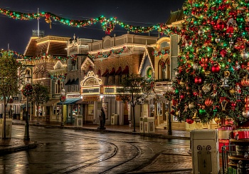 Полимеры: Новогодний мир вокруг нас