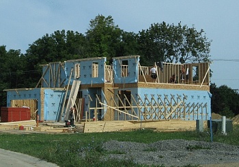 А Вы знали, что из пластика строят дома!