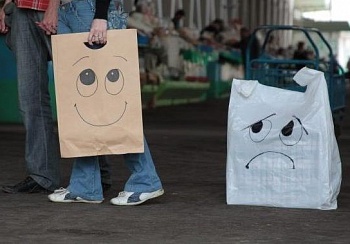 Запрет пластиковых пакетов шагает по планете